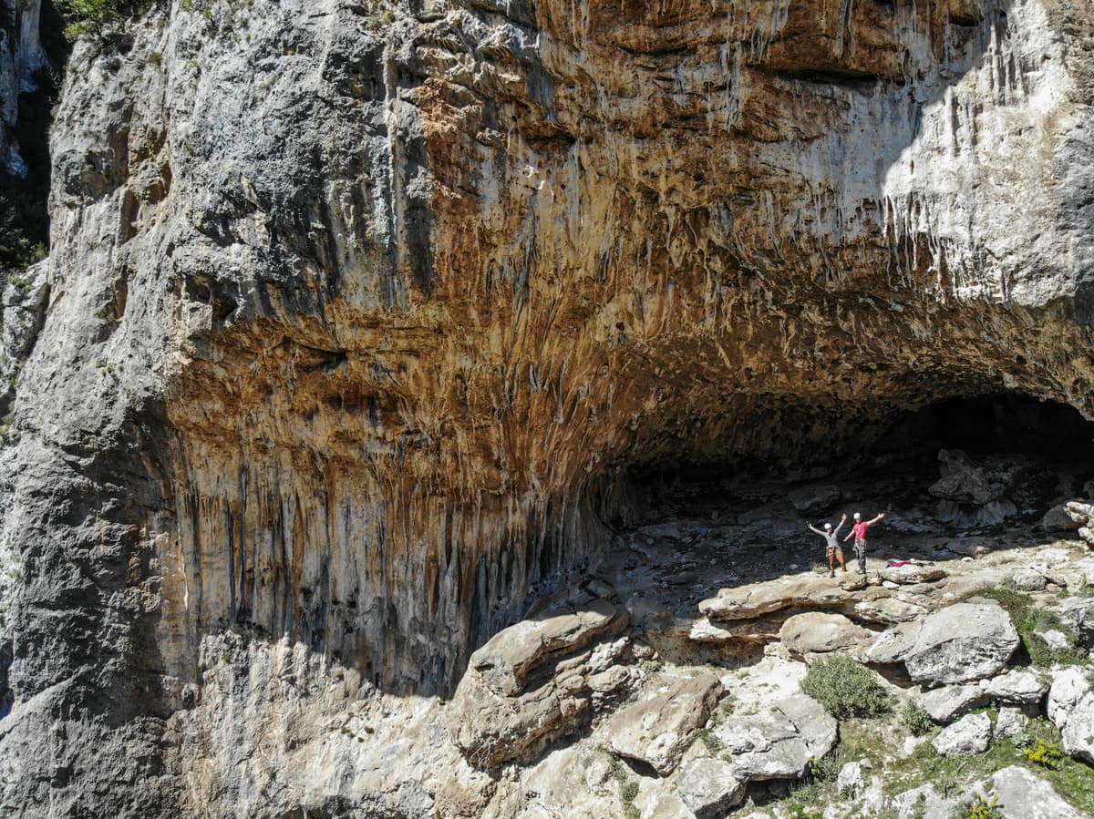 Sport Climbing in Lagada - Greece: Visiting the Cave