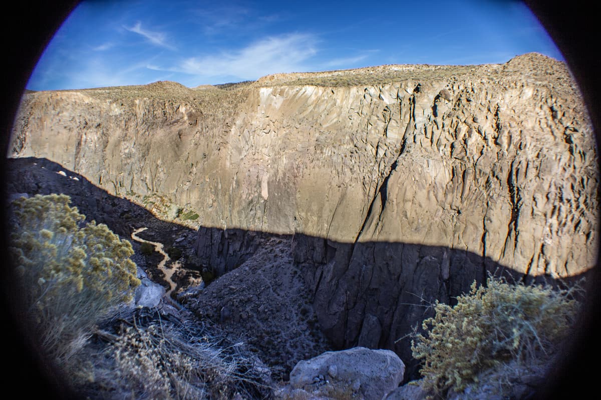 Climbing Owens River Gorge