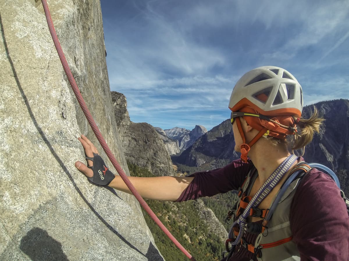 East Buttress, El Cap - Entspannter Standplatz (Nr 5) mit gutem Ausblick