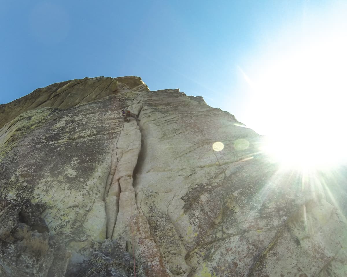 Klettern South Lake Tahoe - Lovers Leap - Traveler Buttress - Seillänge 2