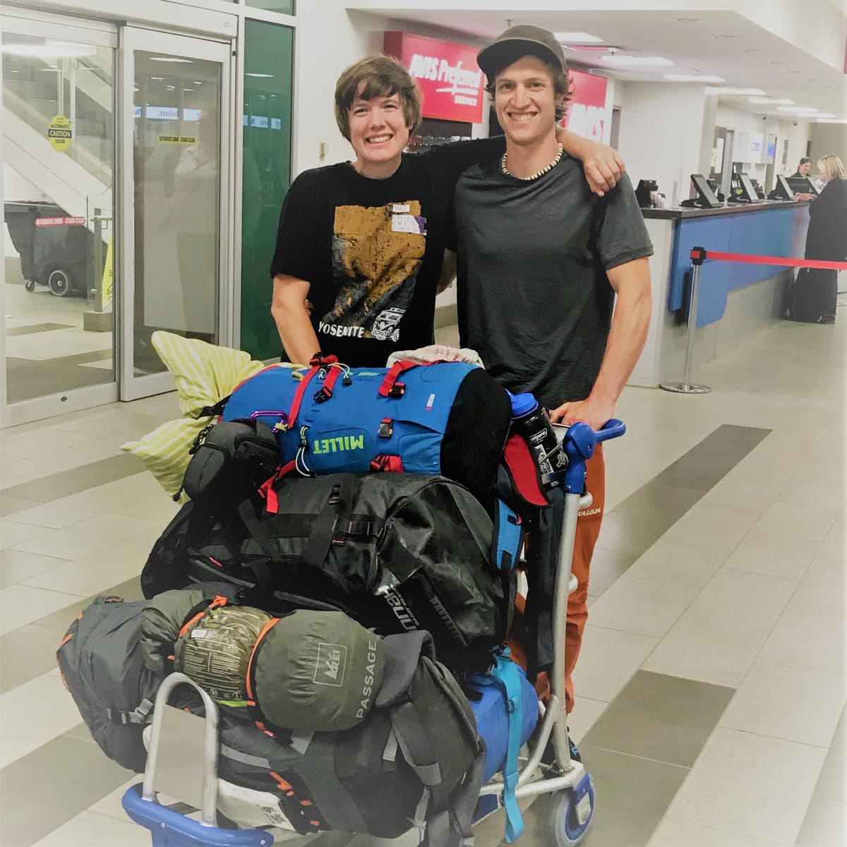 Mit Sack+Pack geht's auf zum Flughafen